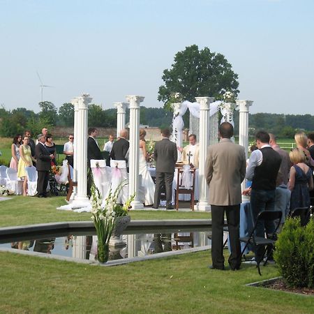 Palac Runowo Runowo Krajeńskie Extérieur photo