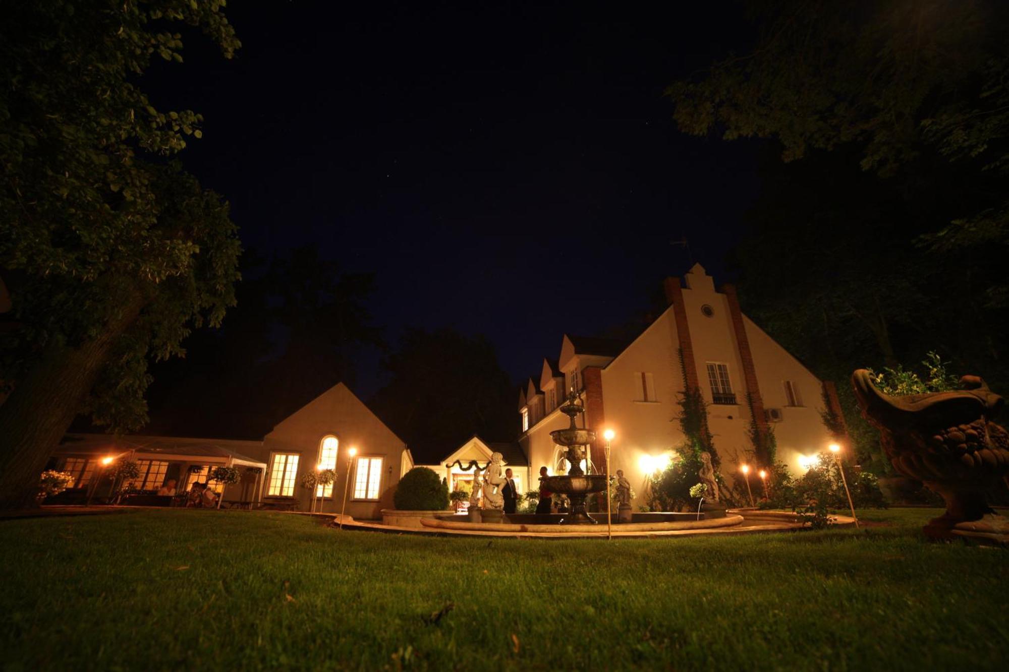 Palac Runowo Runowo Krajeńskie Extérieur photo