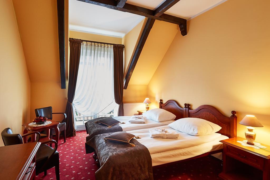 Palac Runowo Runowo Krajeńskie Extérieur photo